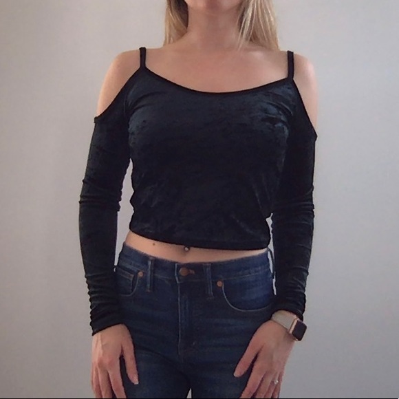 Kendall & Kylie | Velvet Top - Picture 1 of 3